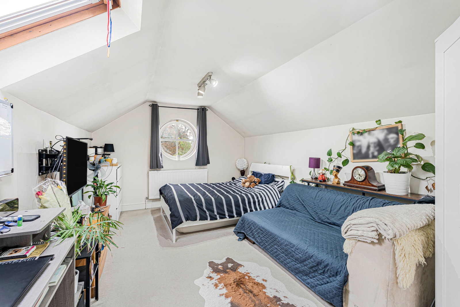 Flat for sale in London, South Norwood Hill, South Norwood, 932 m²