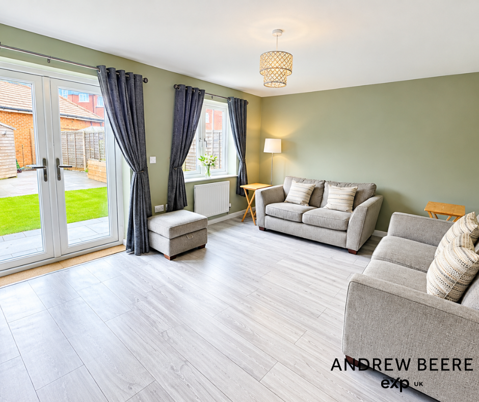 Town House for sale in Ashford, Brambling Avenue, Finberry, Ashford, TN25