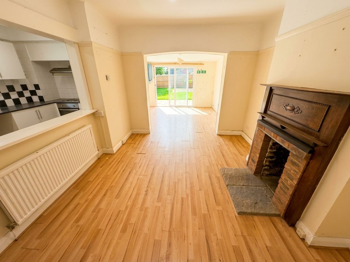 Semi Detached House for sale in Broadstairs, Convent Road, Broadstairs, CT10 3BE