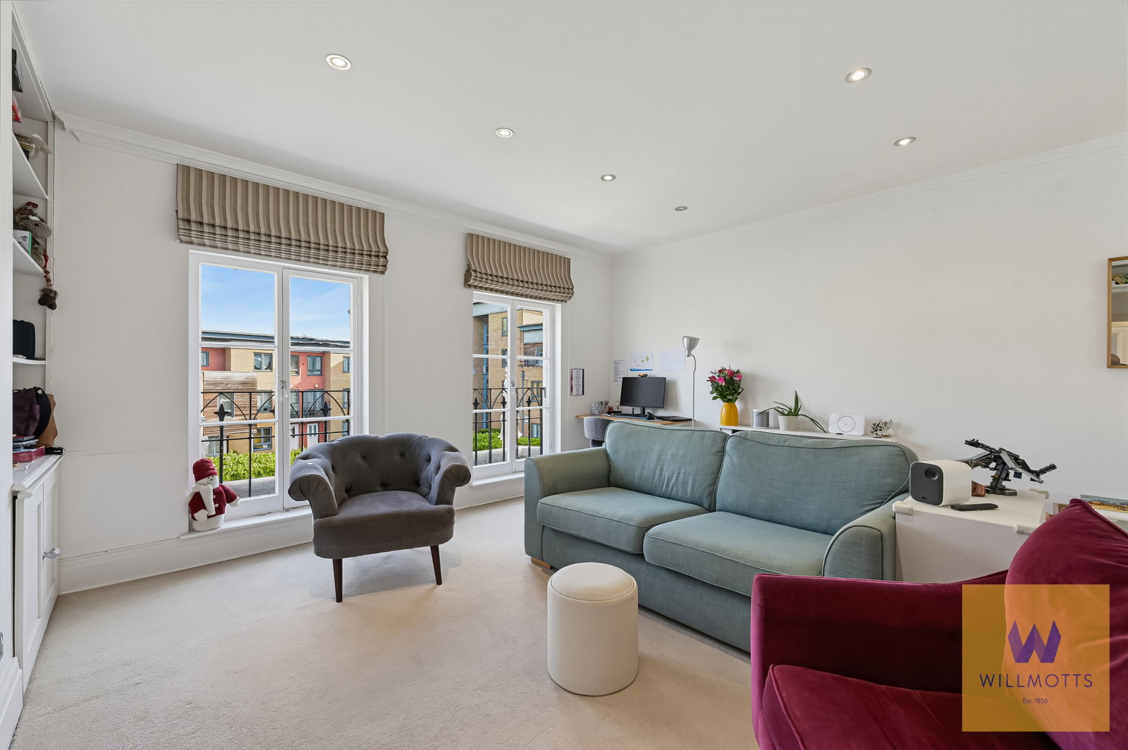 Flat for sale in London, Goldhawk Road, London, W6 0WU, 1354 m²