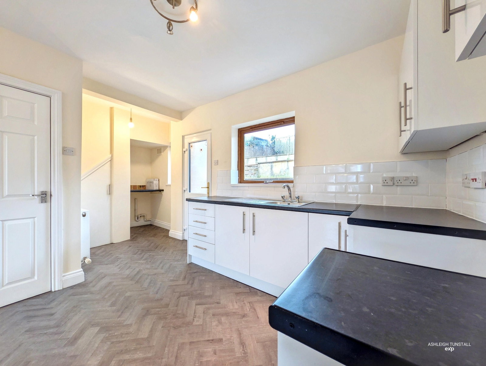 Semi Detached House for sale in Maryport, Grasmere Terrace, Maryport, CA15 7QN, 979 m²