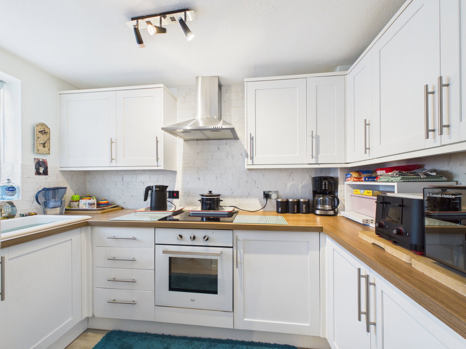 Terraced House for sale in Herne Bay, Honeysuckle Way, Broomfield, 637 m²