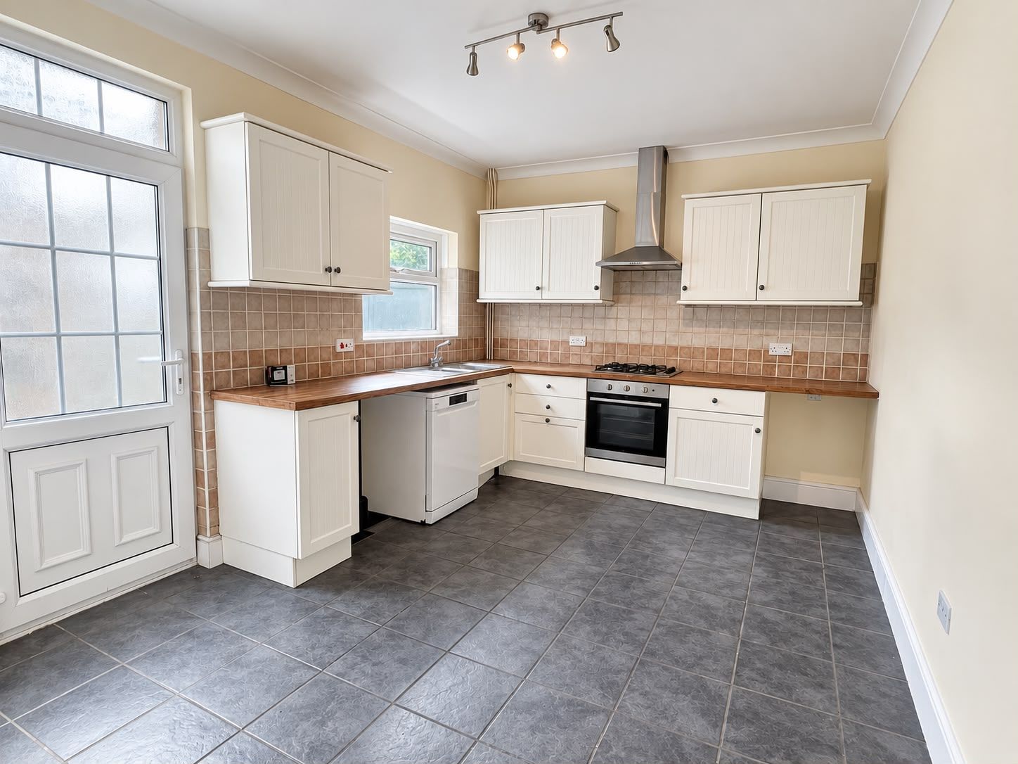 Terraced House for sale in Llanelli, Coldstream Street, Llanelli, SA15 3BG