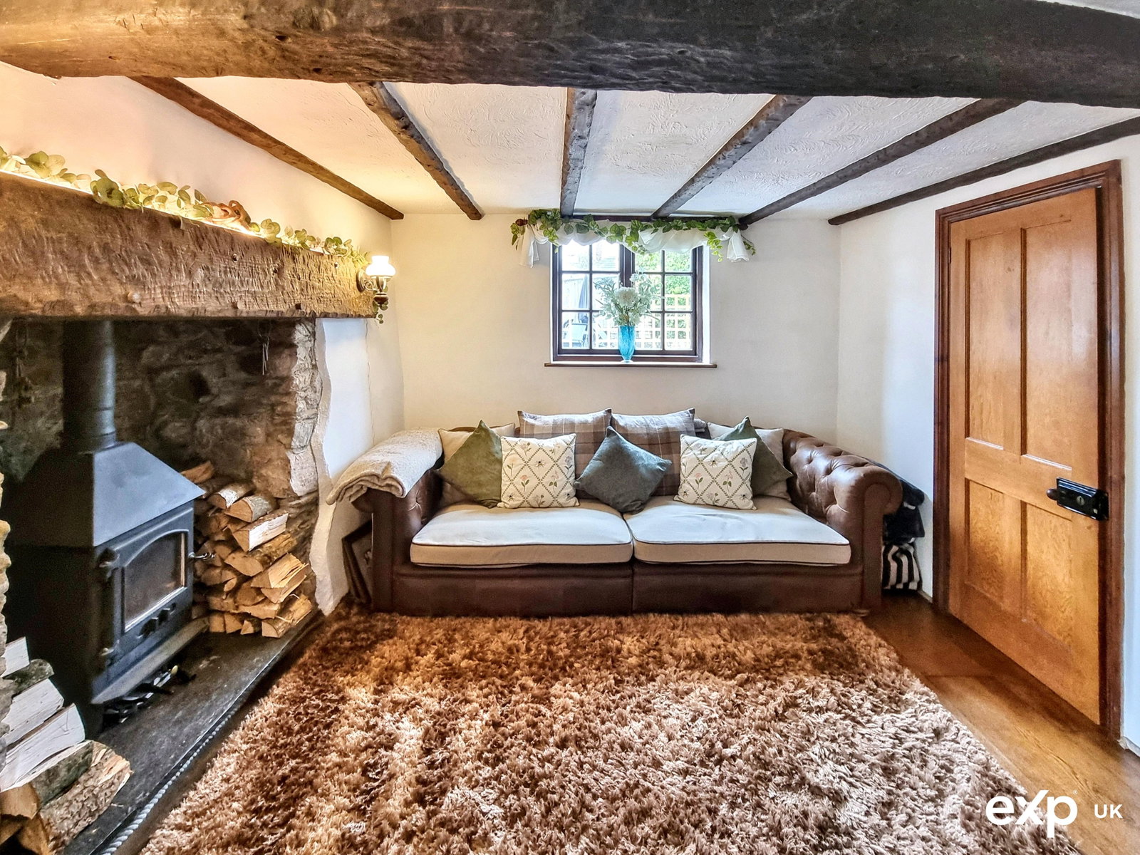 Semi Detached House for sale in Newton Abbot, Whilborough, Newton Abbot, TQ12 5LP