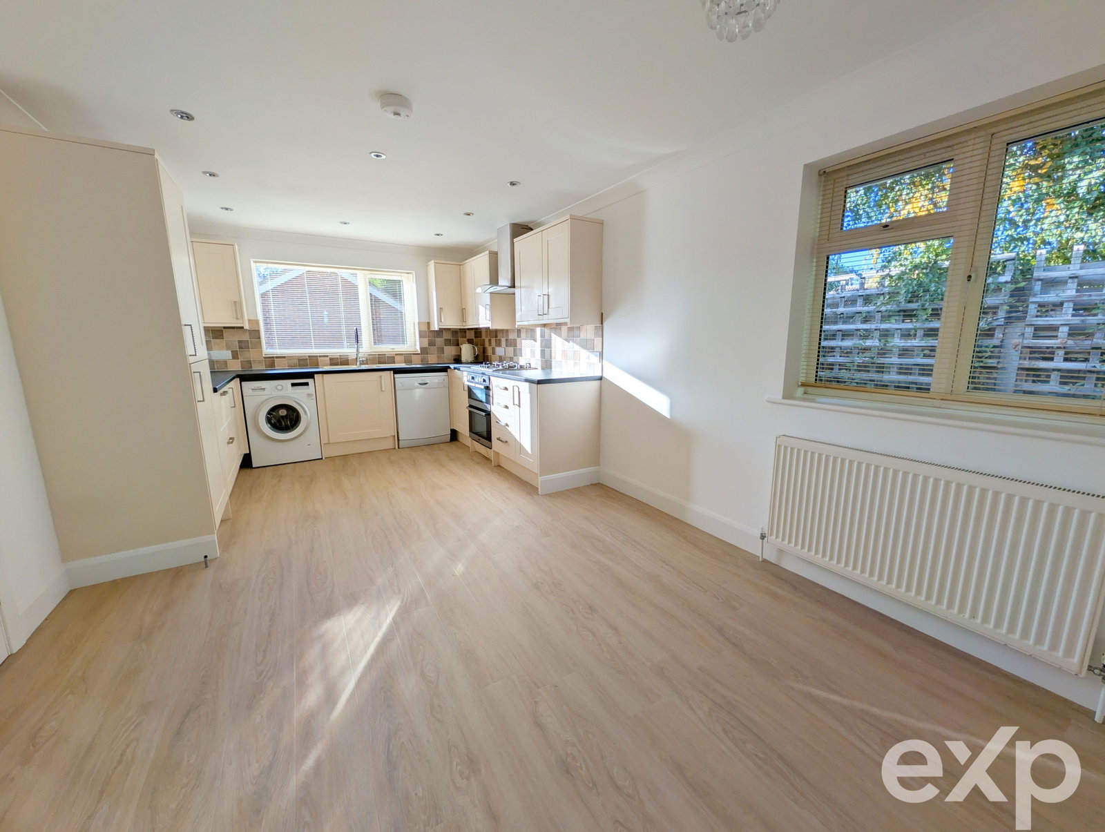 Bungalow for sale in Maidstone, Elder Close, Kingswood, Maidstone, ME17 3PR, 1249 m²