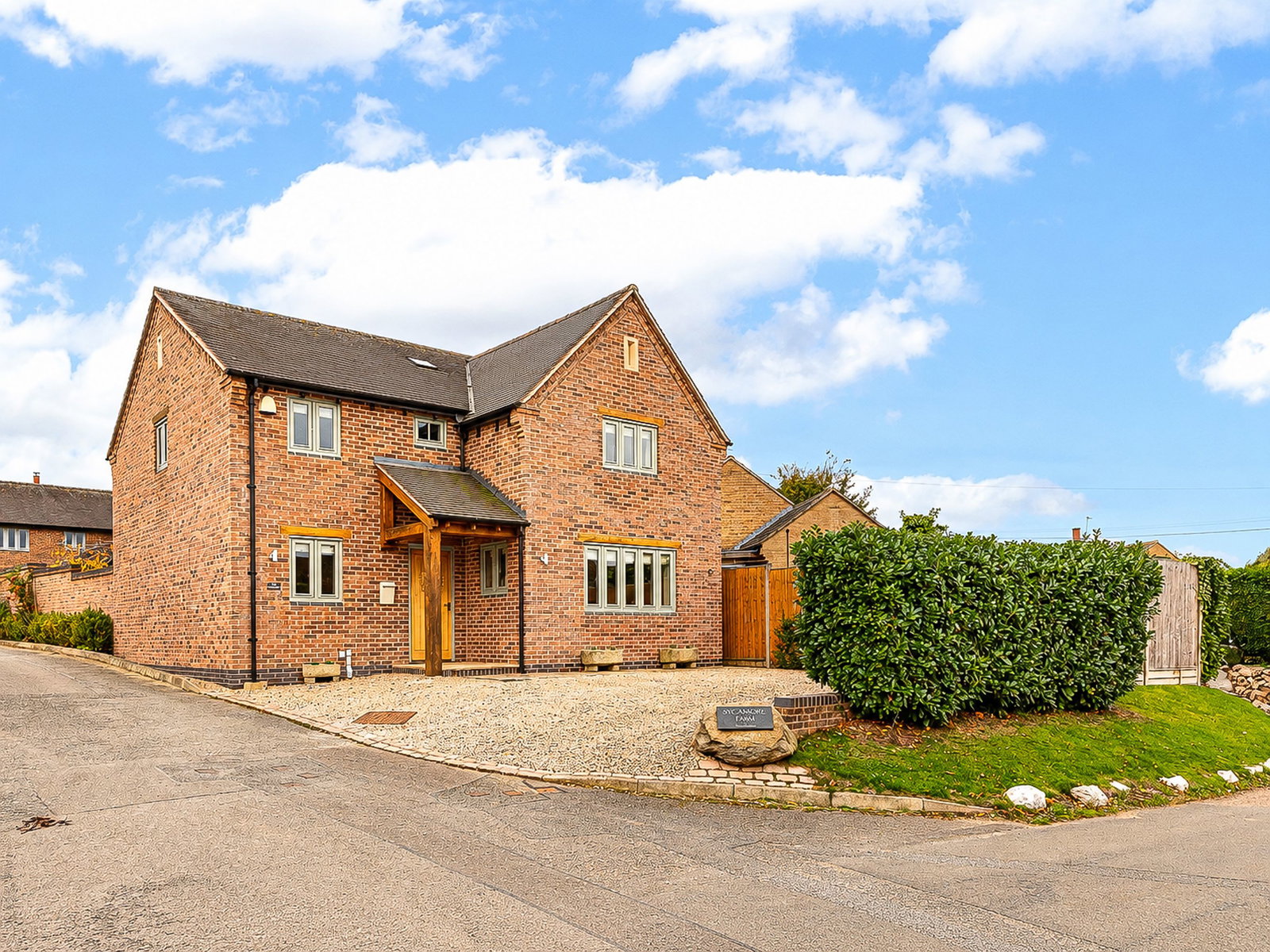 Detached House for sale in Nuneaton, Main Street, Barton in the Beans, 1817 m²