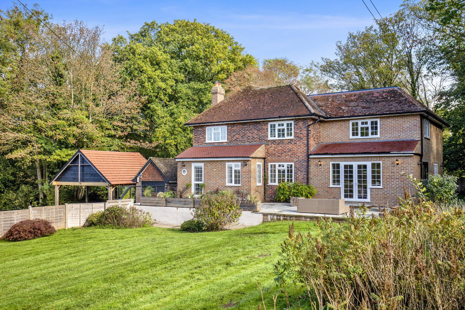 Detached House for sale in Hailsham, Woodlands, Hellingly, BN27, 2151 m²