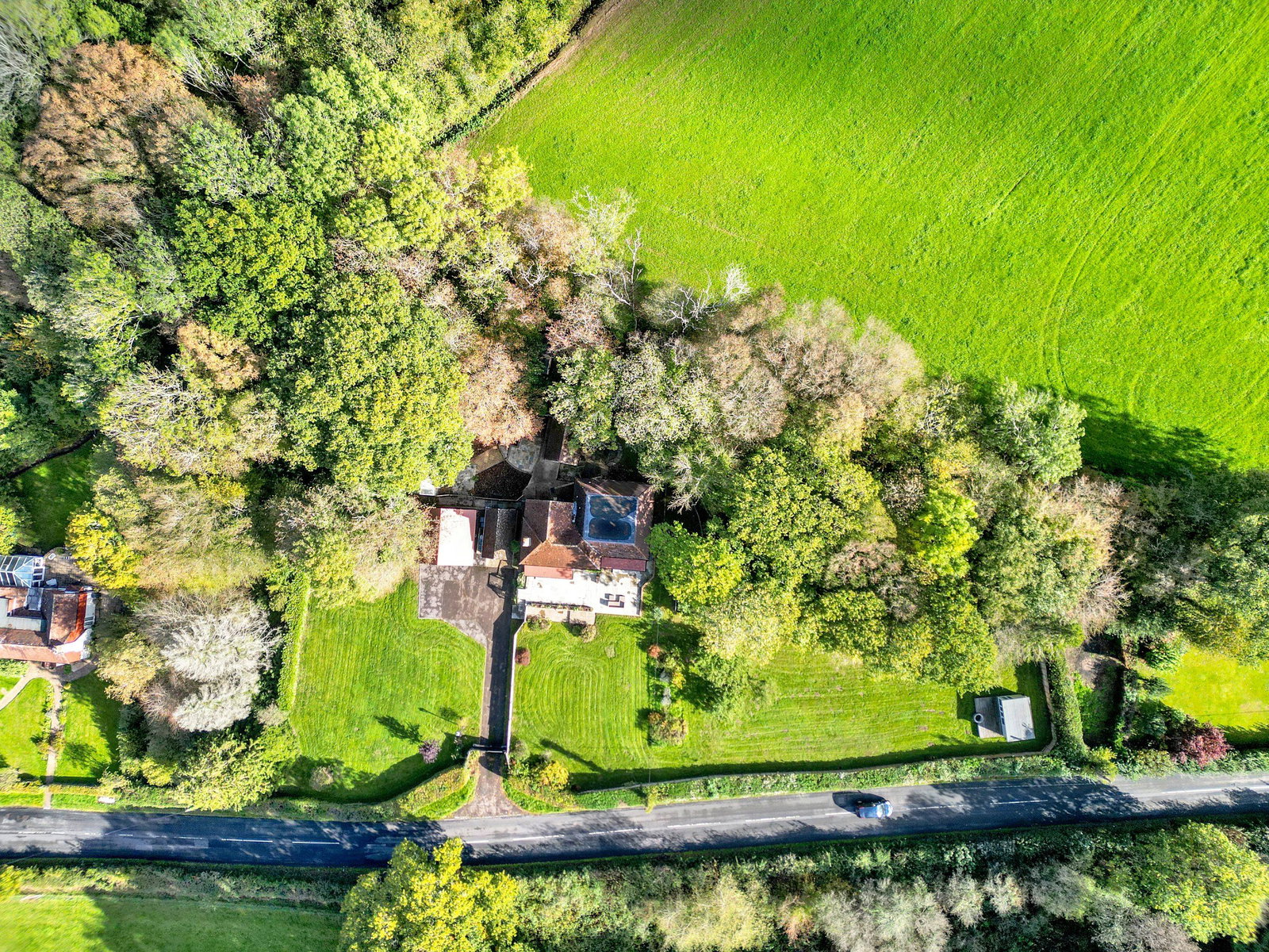 Detached House for sale in Hailsham, Woodlands, Hellingly, BN27, 2151 m²