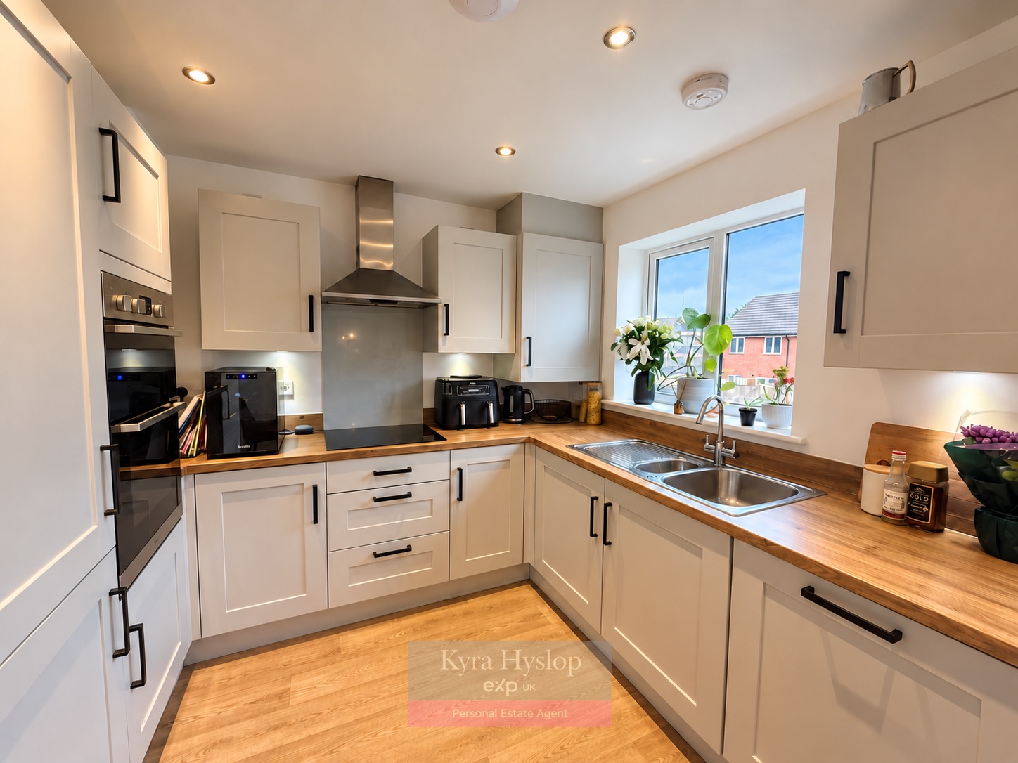 Semi Detached House for sale in Exeter, Nickleby Road, Exeter, EX2 8WJ
