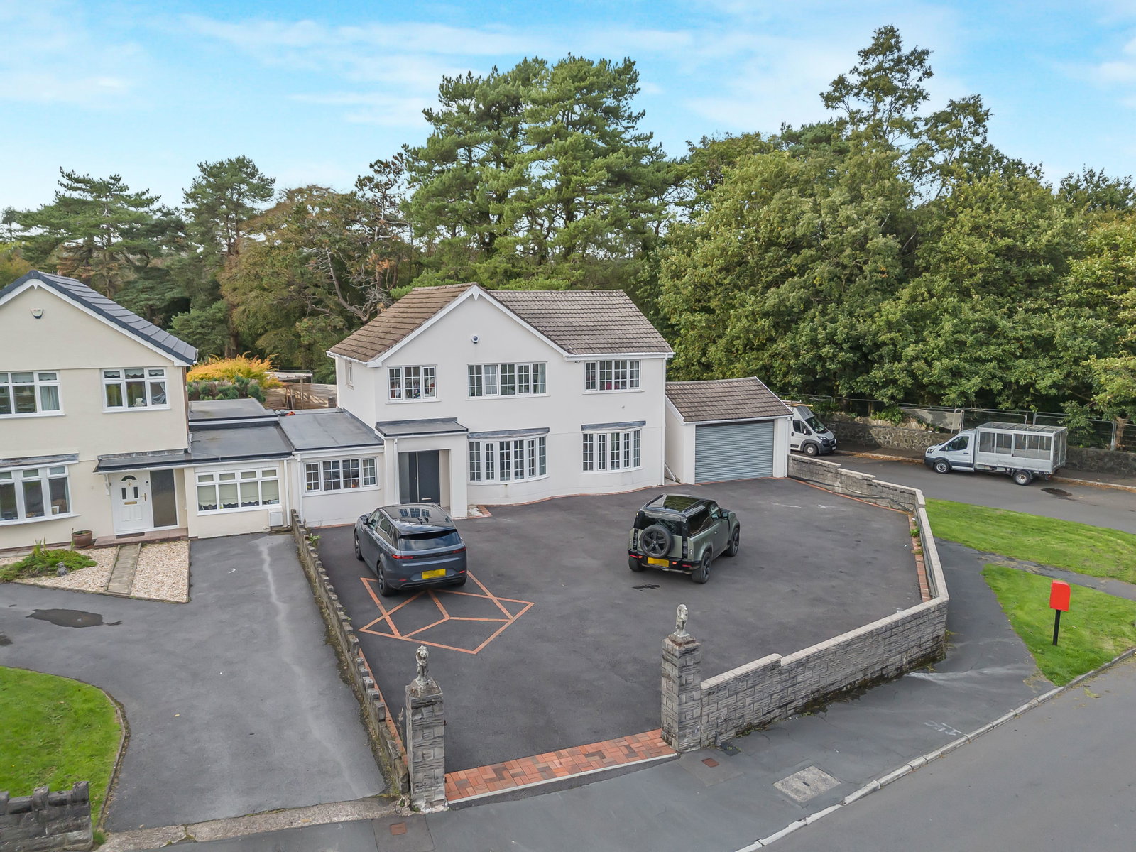 Detached House for sale in Swansea, Maes Y Gwernen Drive, Cwmrhydyceirw, Swansea, SA6 6LN