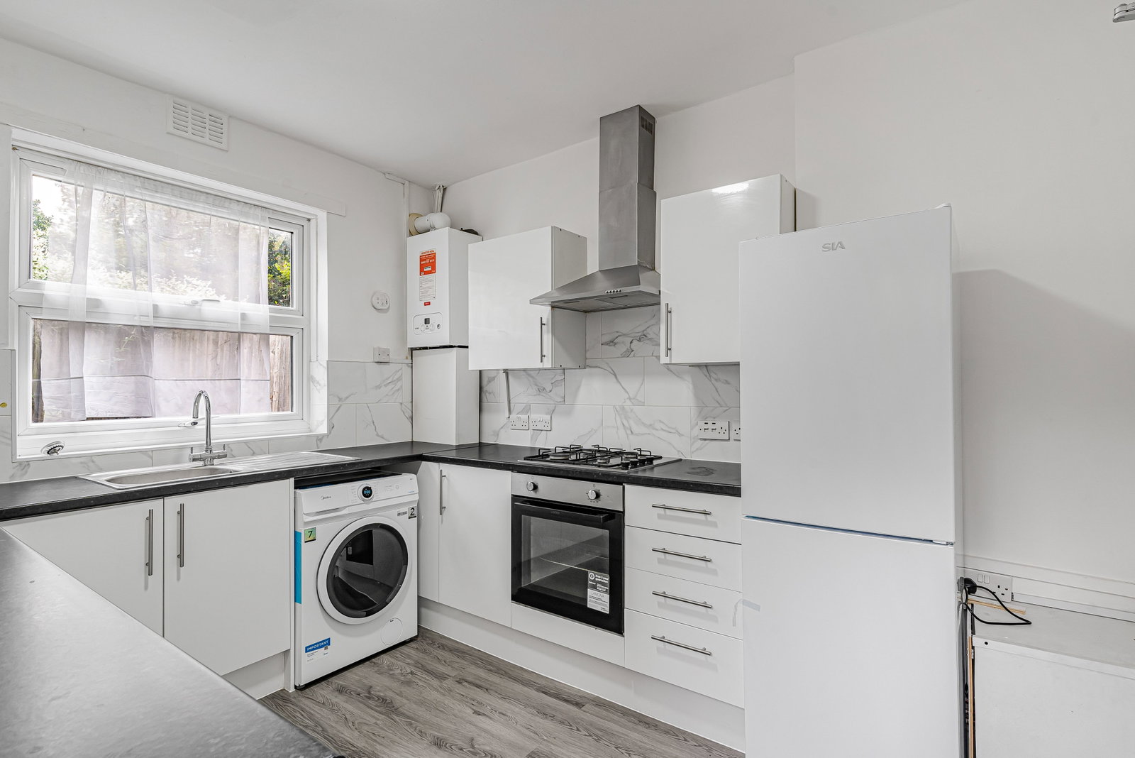 Terraced House for sale in London, Parish Lane, London, SE20, 1000 m²