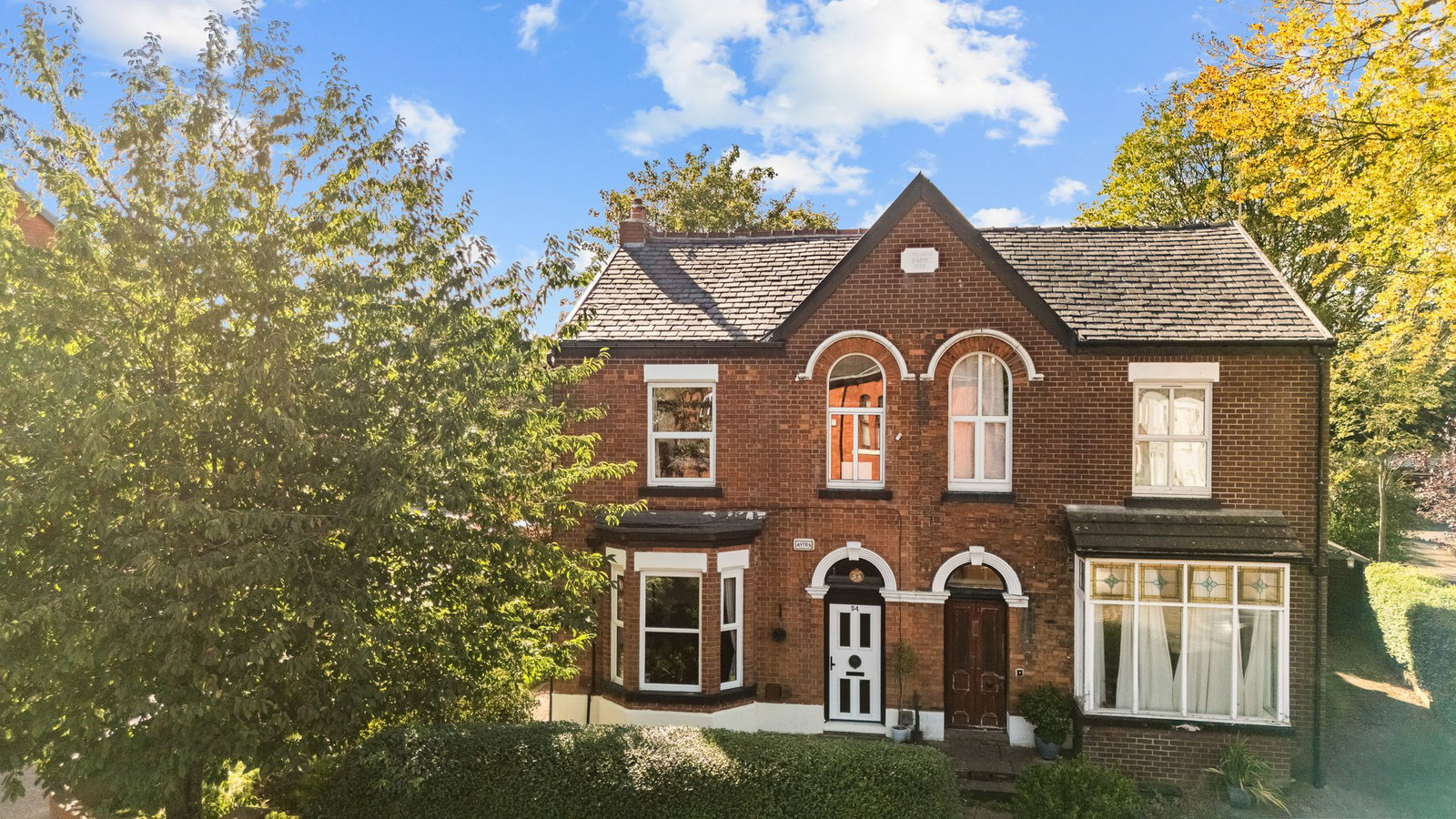 Semi Detached House for sale in Hyde, Stockport Road, Hyde, SK14 5QG