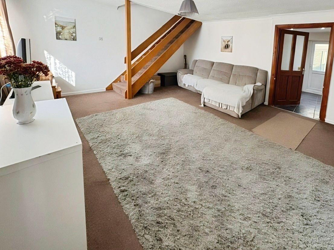 End Of Terrace House for sale in Nuneaton, Golf Drive, Nuneaton, CV11 6LY