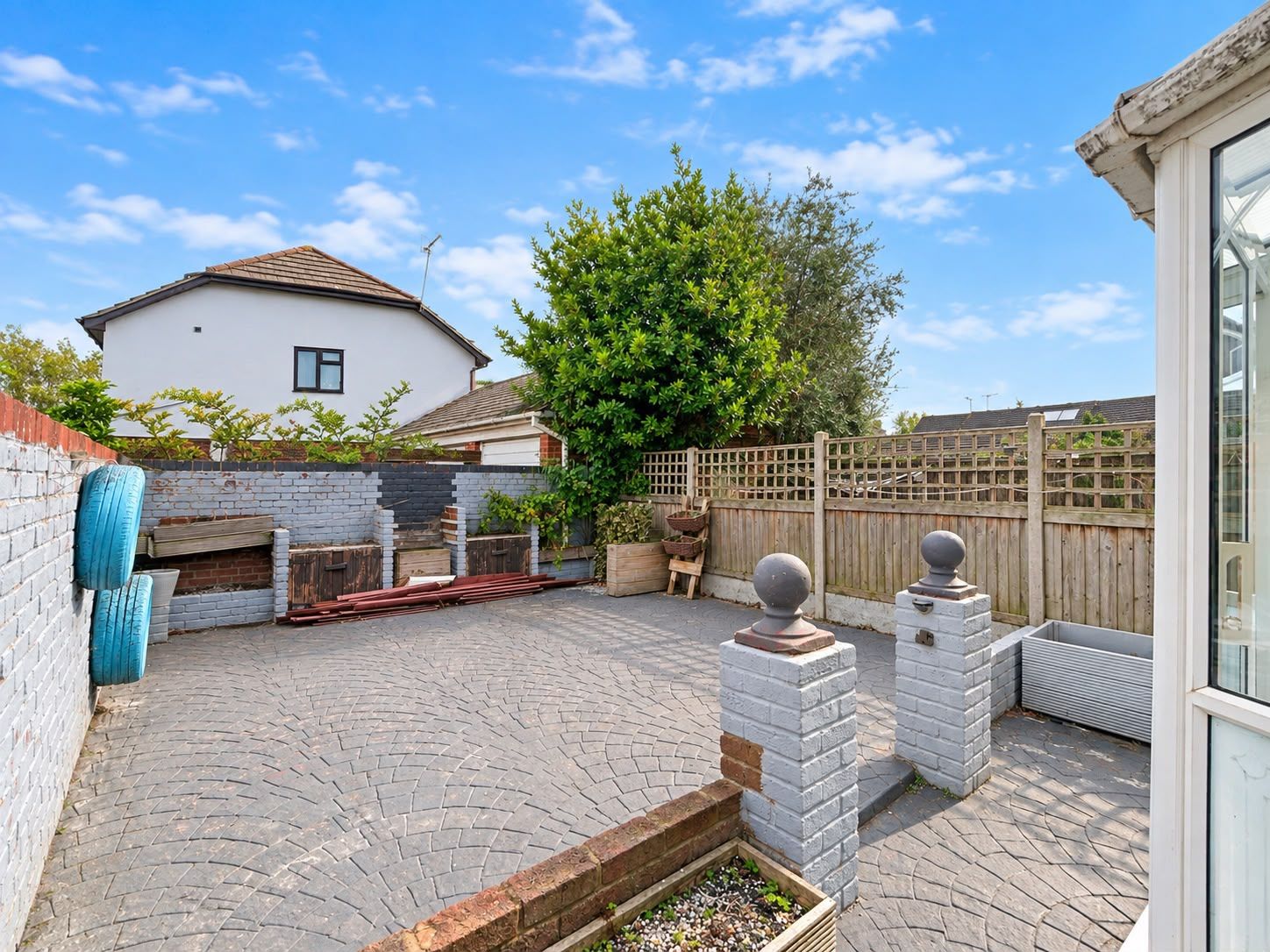 Terraced House for sale in Sittingbourne, Adisham Green, Sittingbourne, ME10 2SR