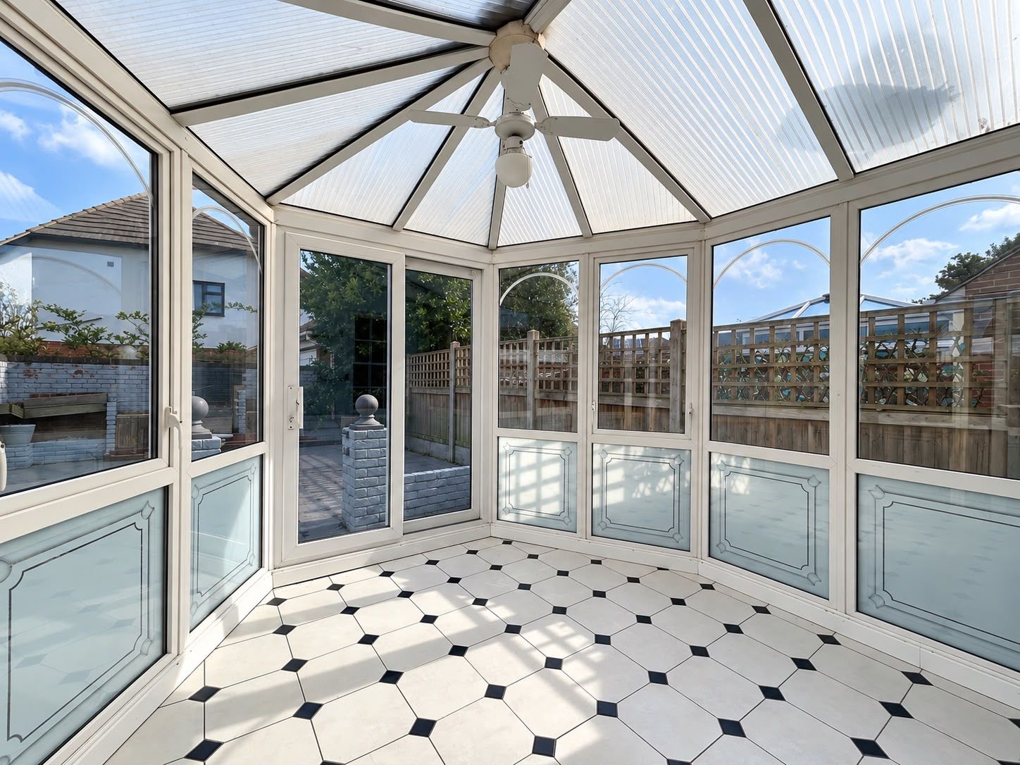 Terraced House for sale in Sittingbourne, Adisham Green, Sittingbourne, ME10 2SR