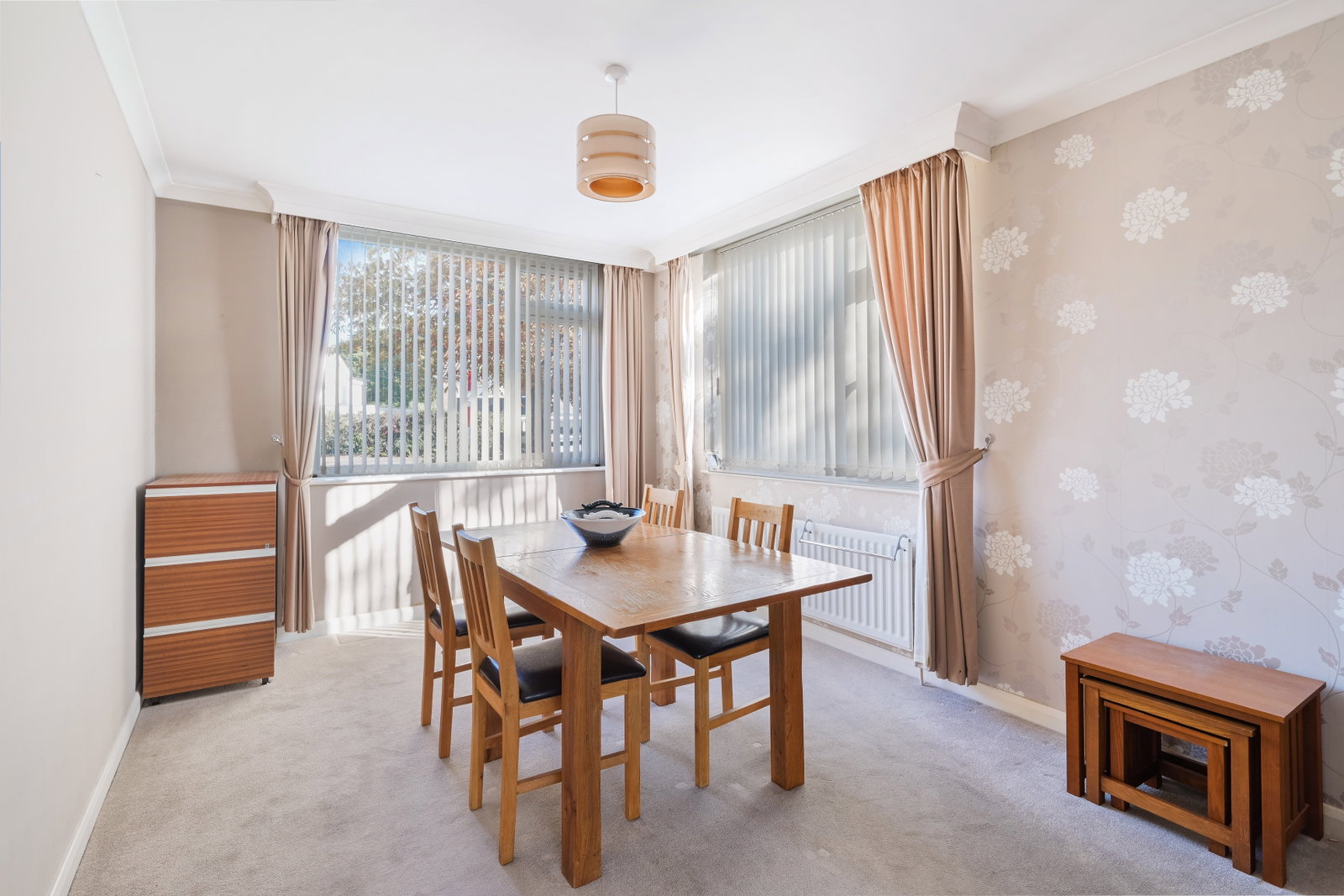 Flat for sale in Epsom, Avenue Road, Epsom, KT18 7QX