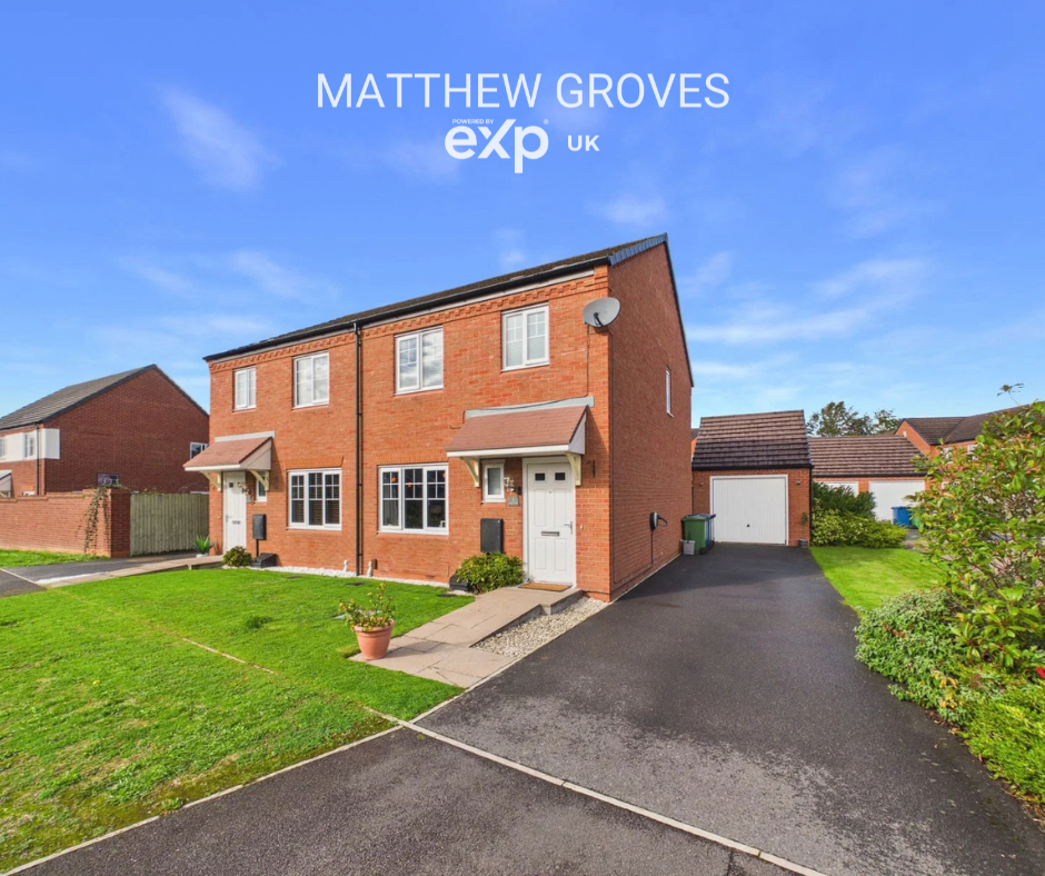 Semi Detached House for sale in Stafford, Leese Walk, Gnosall, Stafford, ST20 0FH