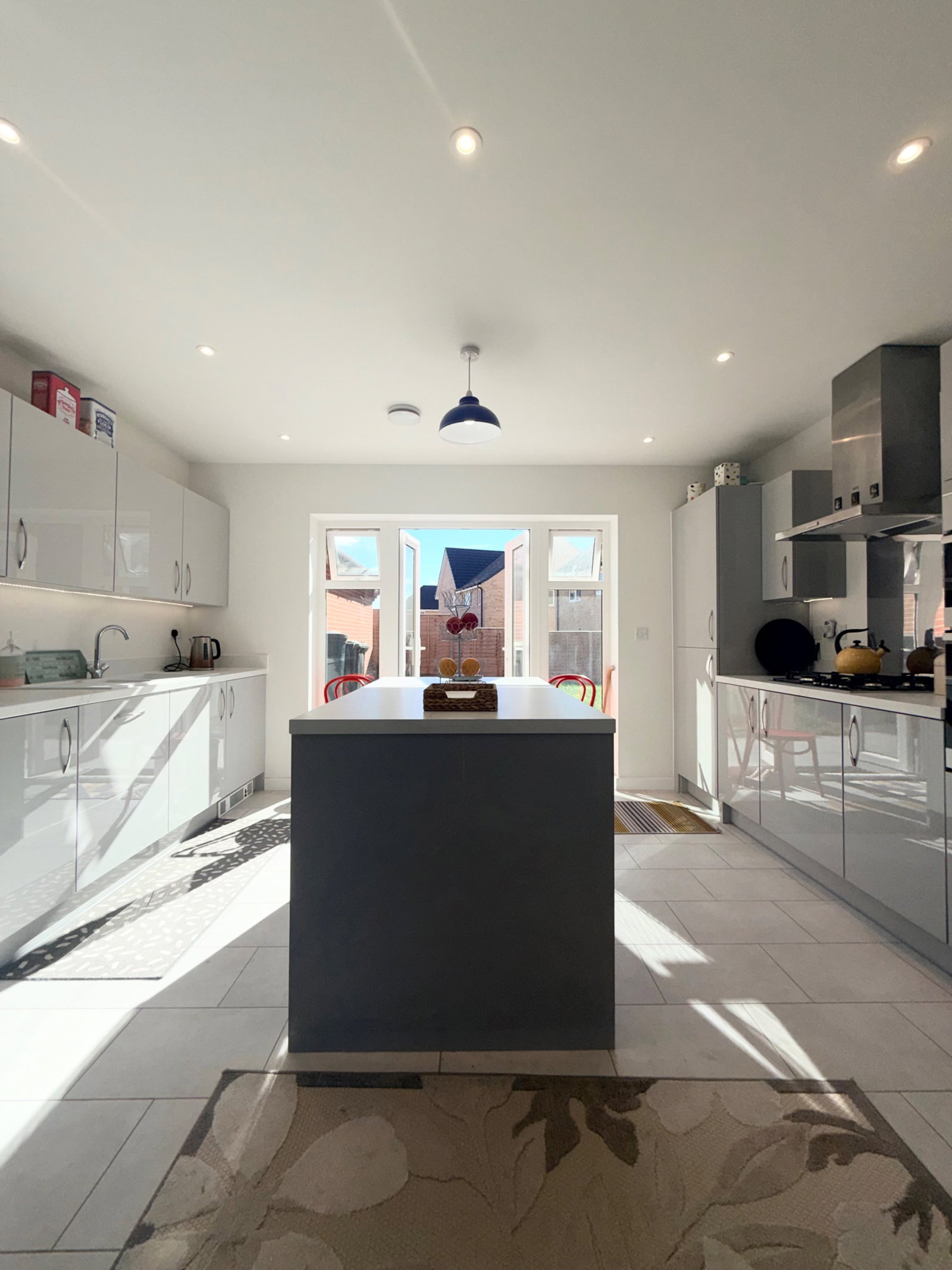 Detached House for sale in Stowmarket, Deer Walk, Stowmarket, IP14 1GP, 1594 m²