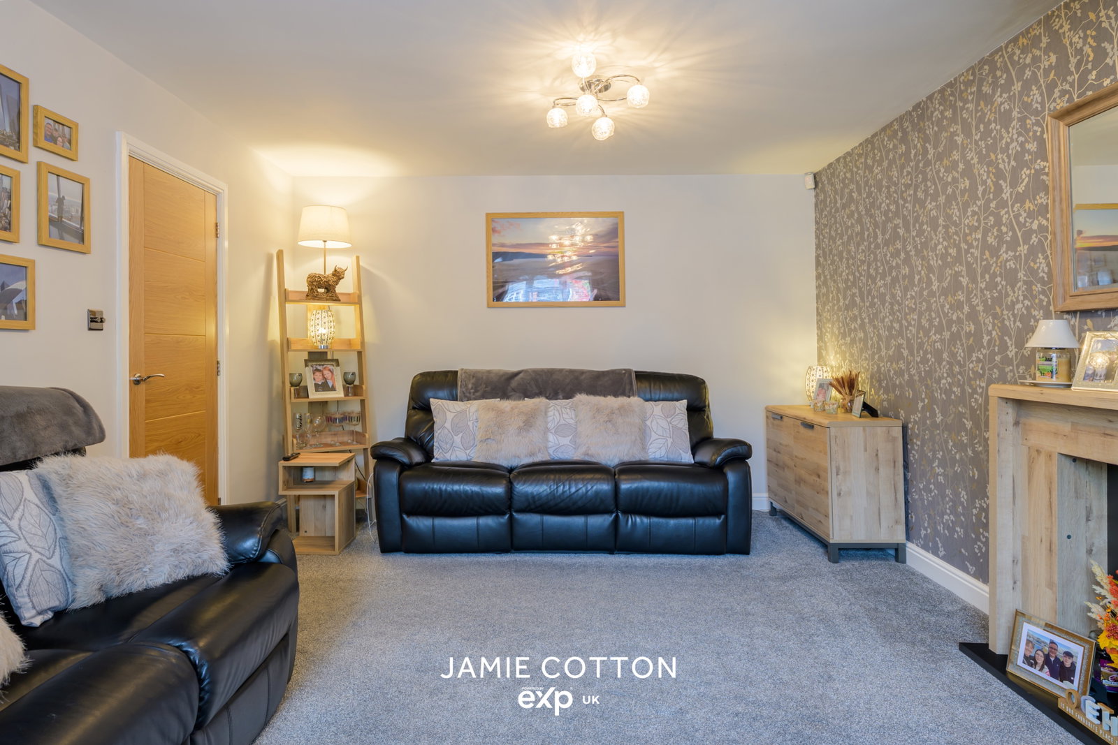 Detached House for sale in Halesowen, Ashbourne Ridge, Halesowen, B63 2BH, 1481 m²