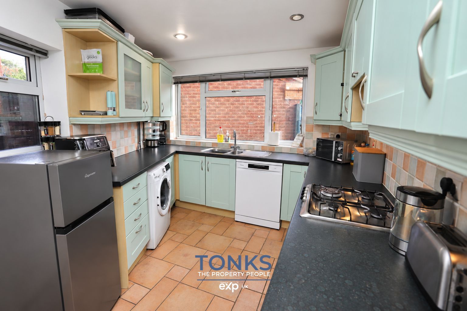 Semi Detached House for sale in Halesowen, Sandringham Road, Halesowen, B62 8TJ