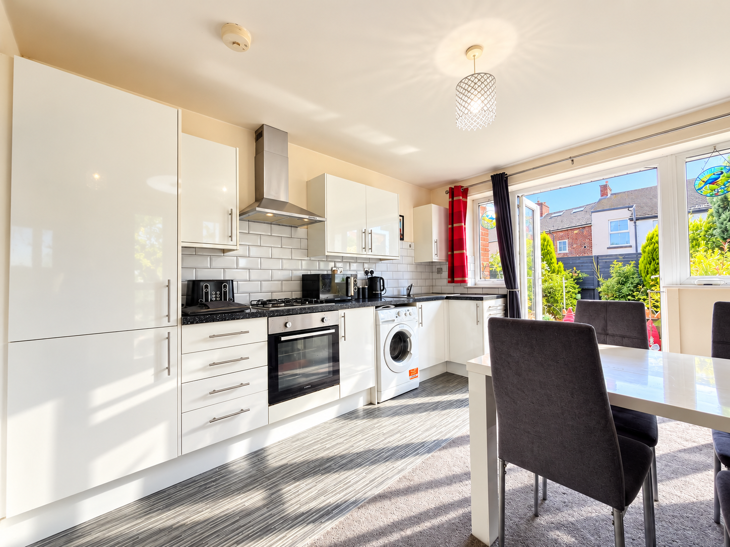 Semi Detached Bungalow for sale in Manchester, Newport Road, Denton, Manchester, M34 7QS