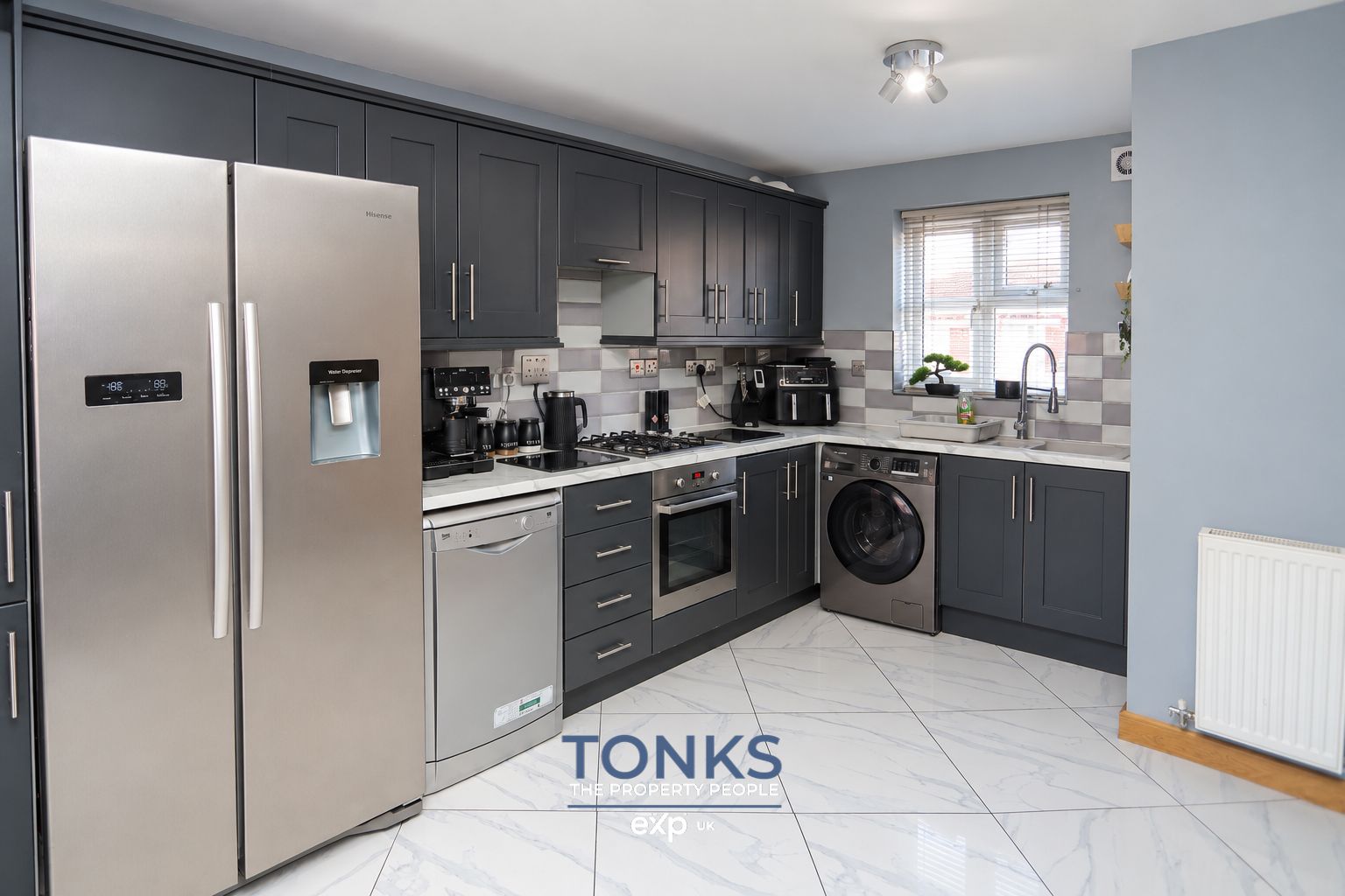 Semi Detached House for sale in Halesowen, Century Way, Halesowen, B63 2TQ