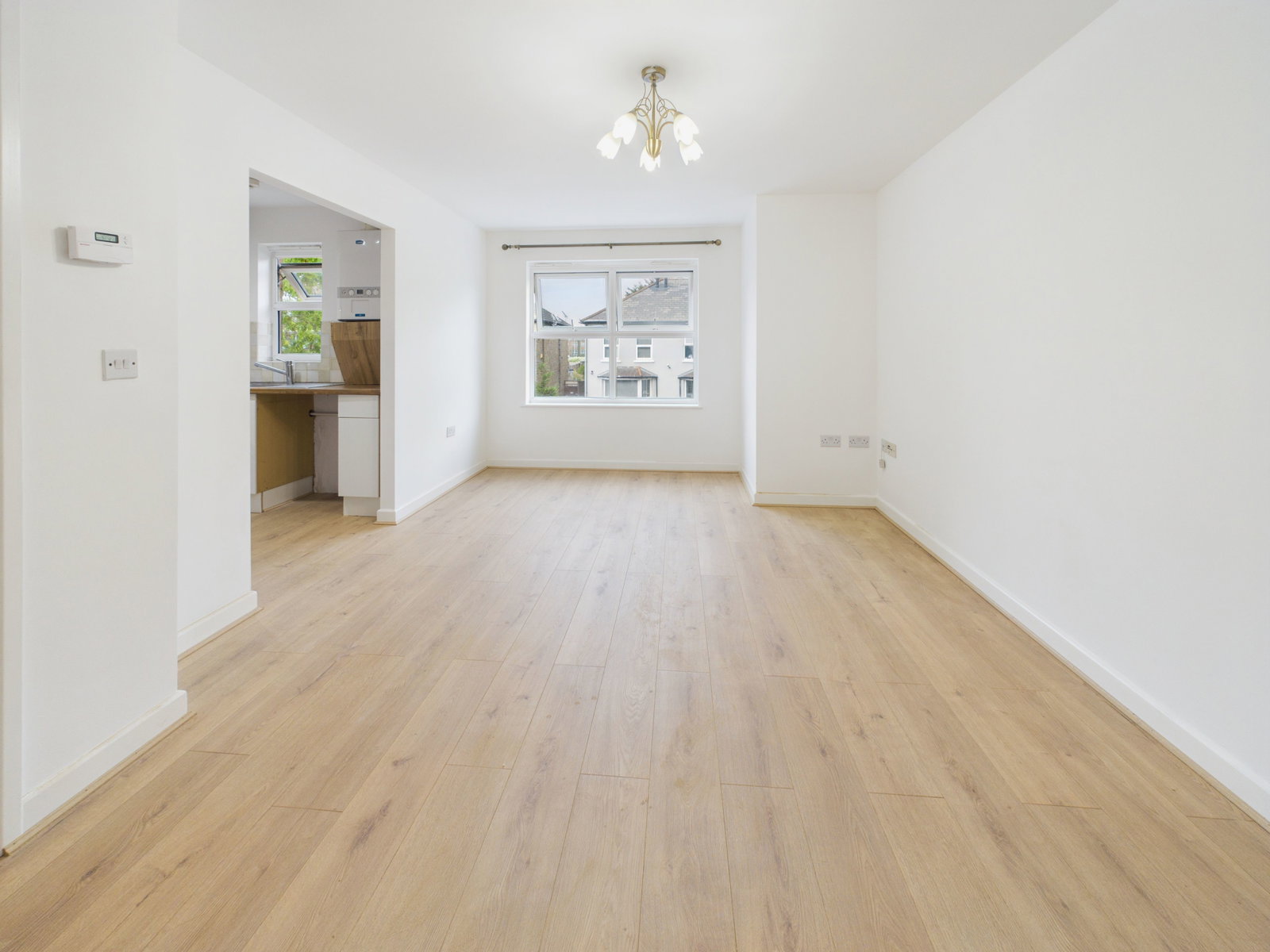 Flat for sale in Enfield, Derby Road, Enfield, EN3 4AW