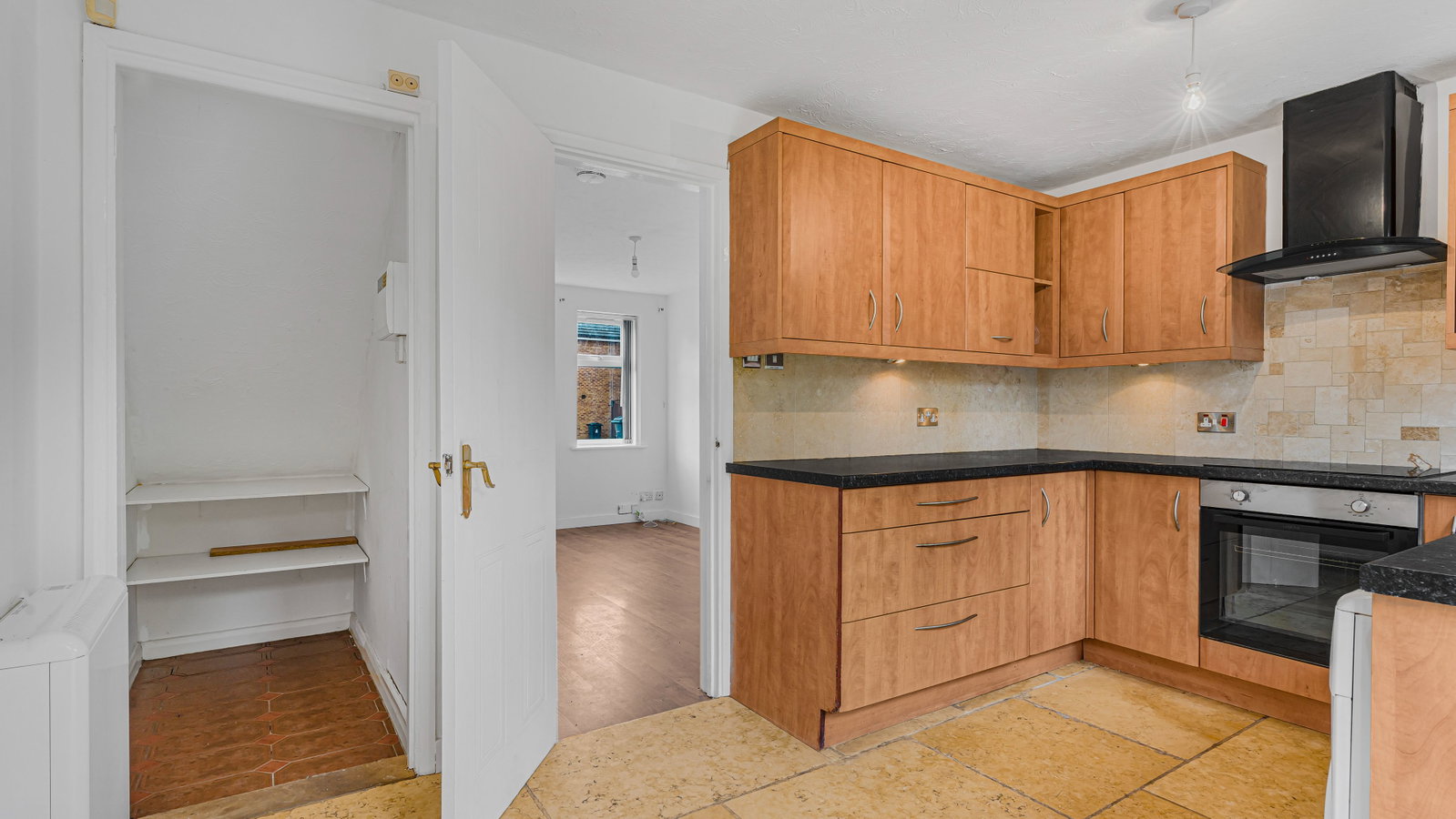 End Of Terrace House for sale in Birmingham, Brinklow Croft, Birmingham