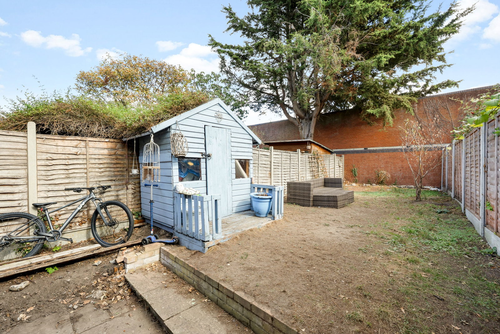 Terraced House for sale in Colchester, Crowhurst Road, Colchester, CO3 3JW, 920 m²