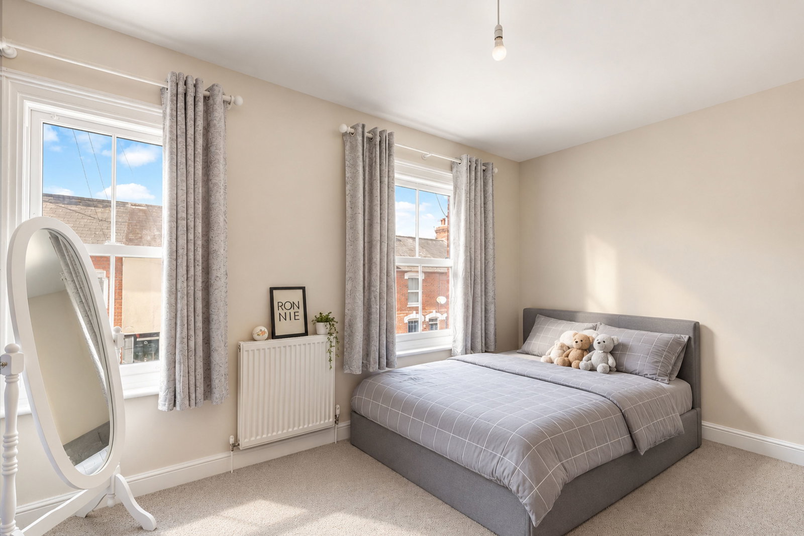 Terraced House for sale in Colchester, Crowhurst Road, Colchester, CO3 3JW, 920 m²
