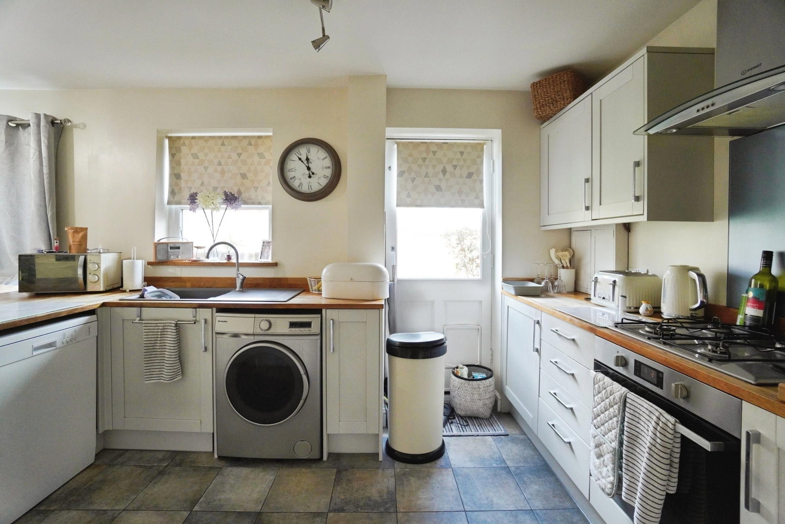 Detached House for sale in Rochford, Spindle Beams, Rochford, SS4 1EH