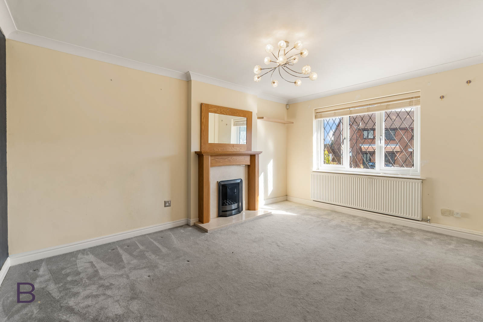 Semi Detached House for sale in Bradford, Penny Hill Drive, Clayton, Bradford, BD14 6NH, 753 m²