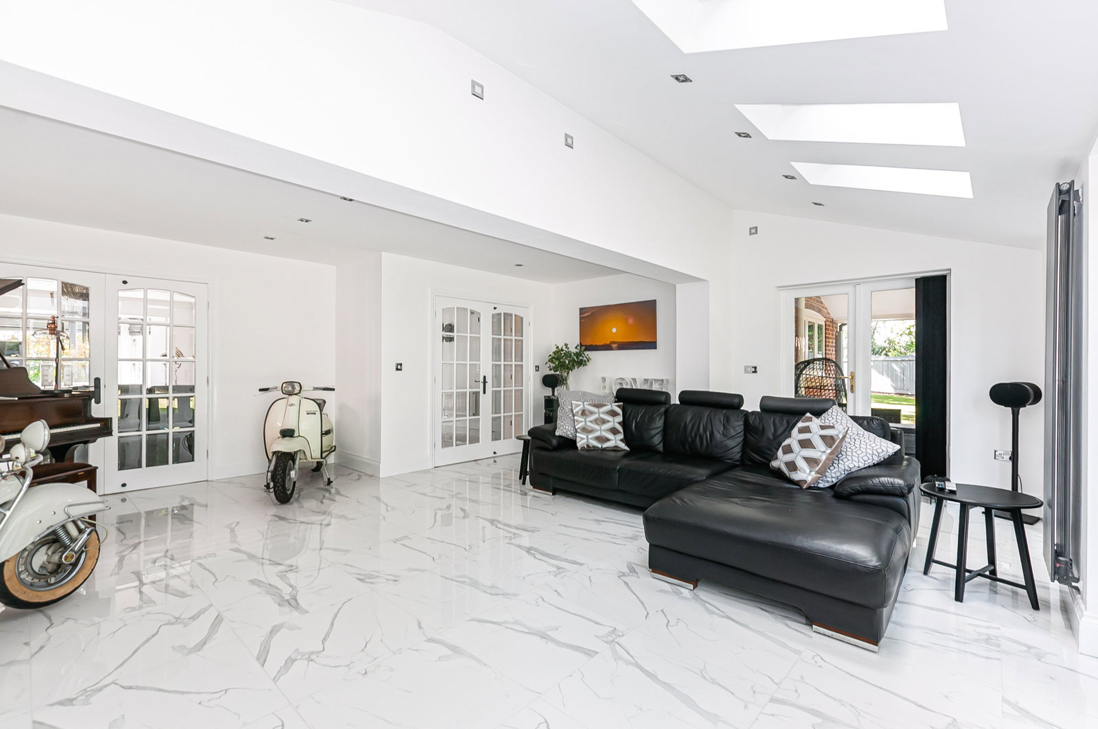 Detached House for sale in Hull, Woodland Rise, Sproatley, Hull, HU11 4GA
