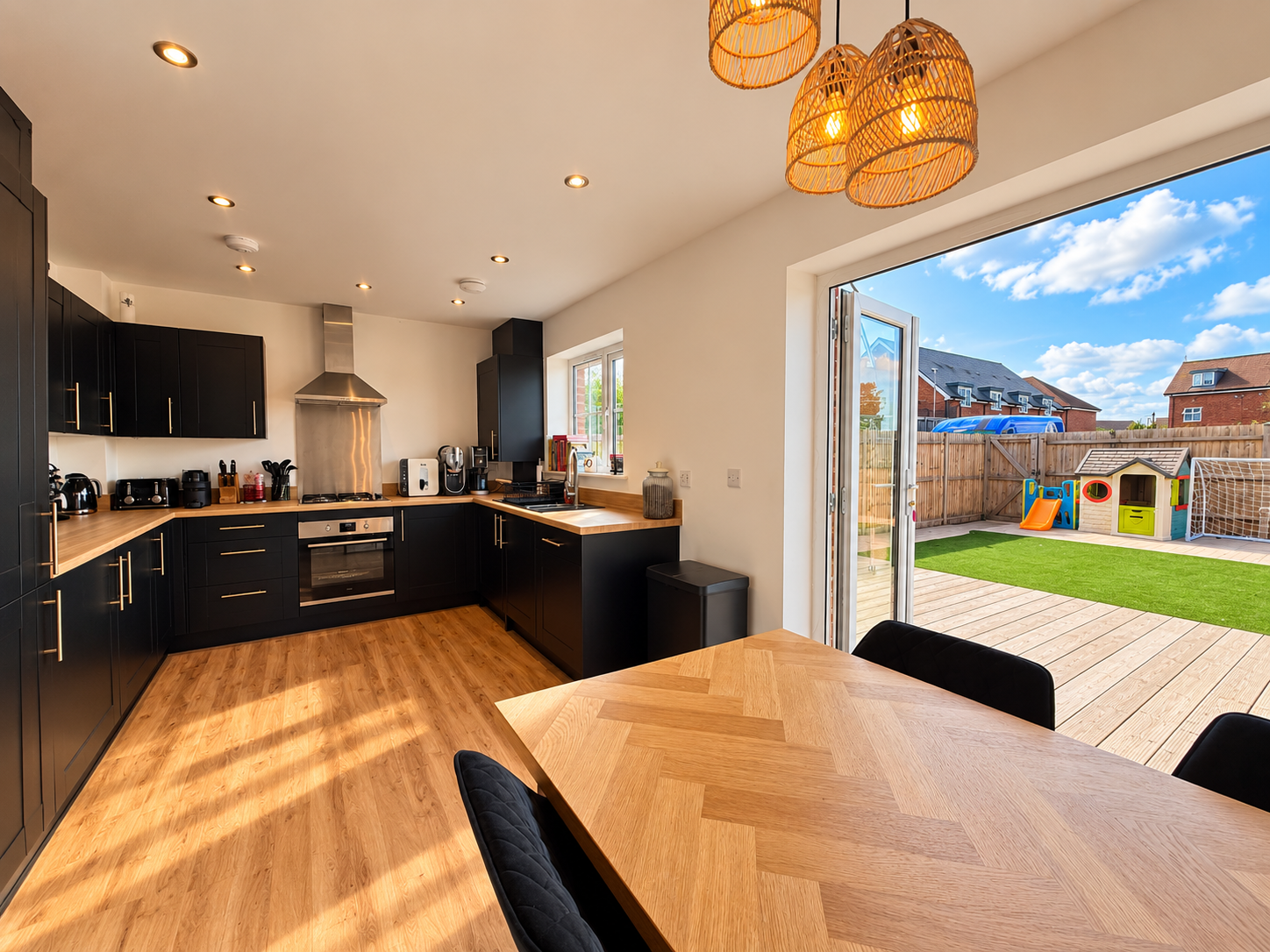 Semi Detached House for sale in Margate, Laleham Lane, Margate, 861 m²