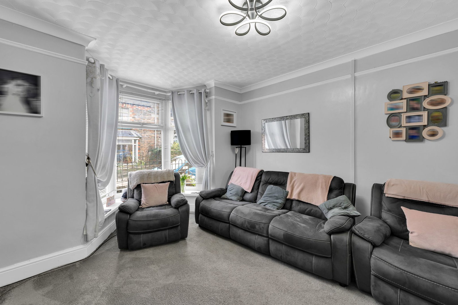 Terraced House for sale in Pontypool, Wainfelin Avenue, Pontypool, NP4 6DQ