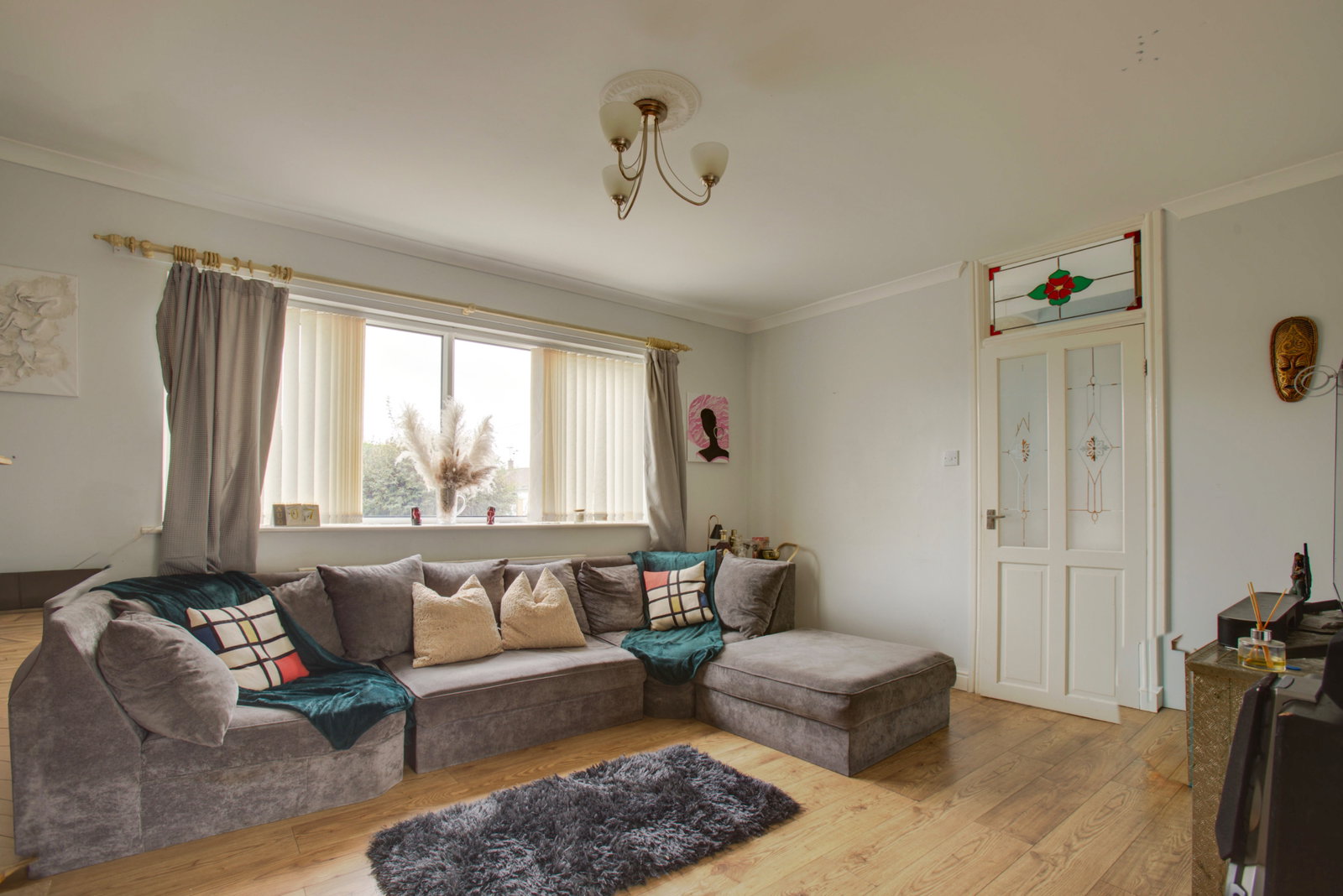 Terraced House for sale in Nottingham, Shelford Close, Radcliffe-on-Trent, NG12, 925 m²