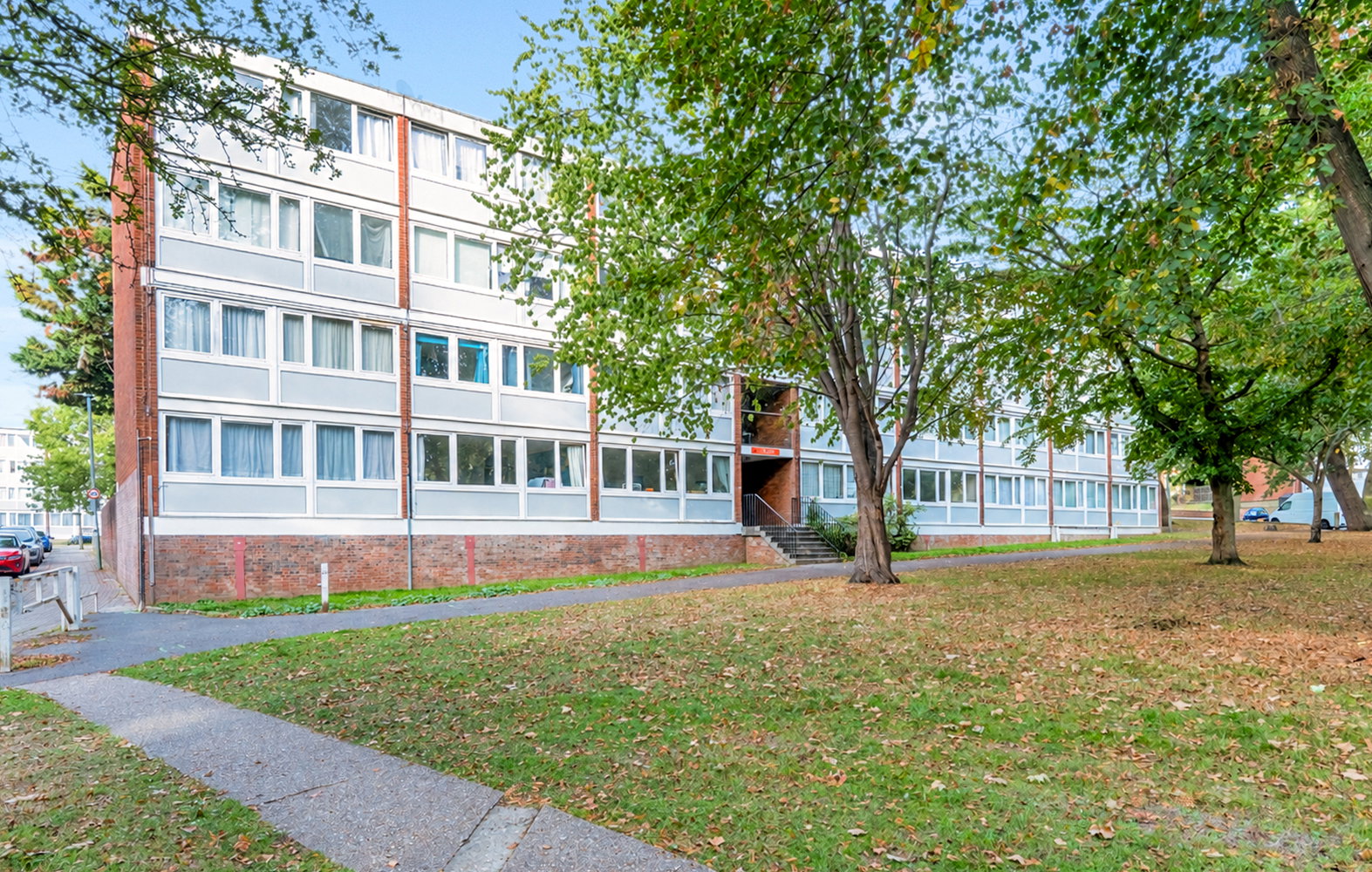 Flat for sale in London, Ibsley Gardens, London, SW15 4LU, 853 m²