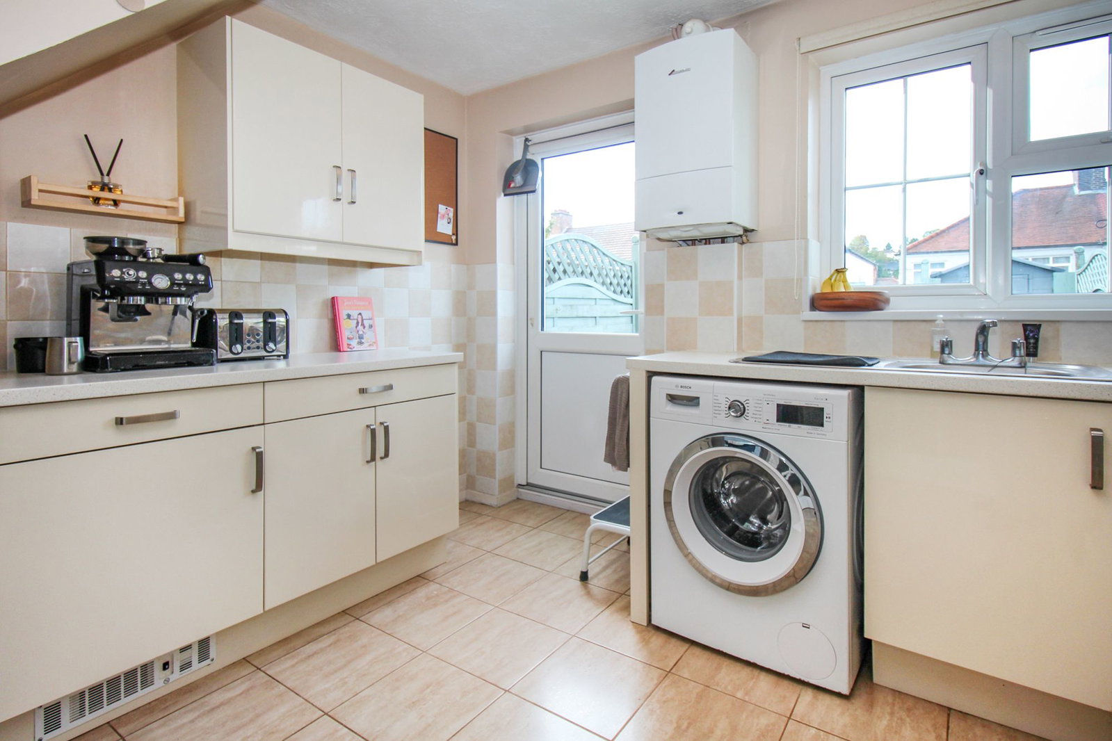 Terraced House for sale in South Croydon, Braemar Avenue, South Croydon, CR2 0QB