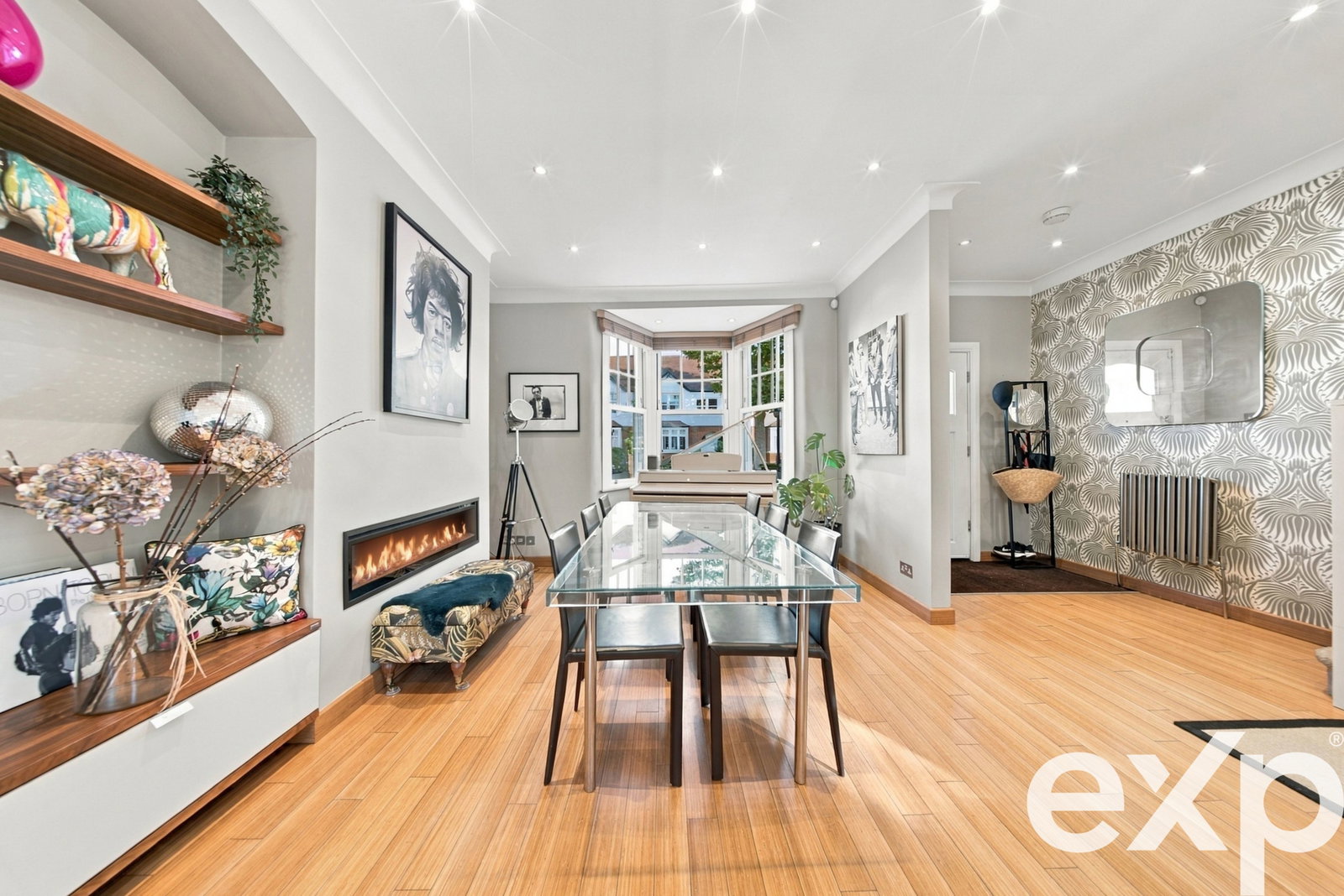 Semi Detached House for sale in Enfield, Wellington Road | Enfield | EN1, 1513 m²