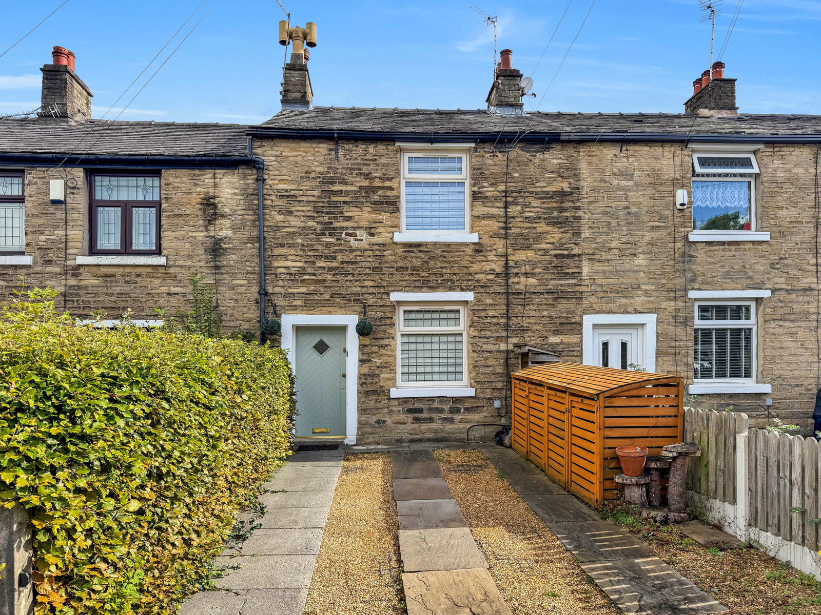 Terraced House for sale in Stockport, Compstall Road, Marple Bridge, Stockport SK6, 890 m²