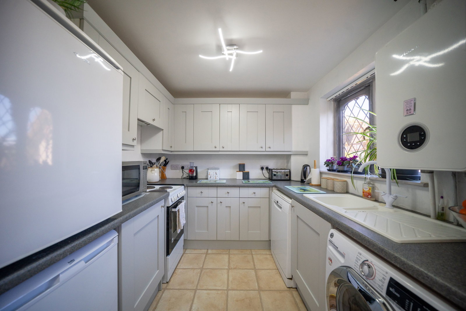 Terraced House for sale in Hereford, Coppin Rise, Belmont, Hereford, HR2 7UE, 829 m²