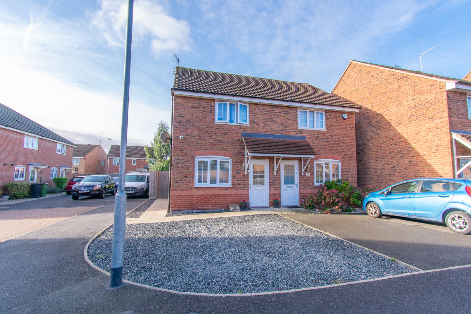 Semi Detached House for sale in Wigston, Keel Close, Wigston, LE18 4NY