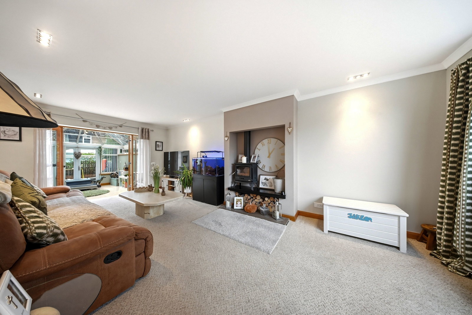 Semi Detached House for sale in Blackburn, Lyndon Avenue, Great Harwood, Blackburn, BB6 7TP, 1505 m²