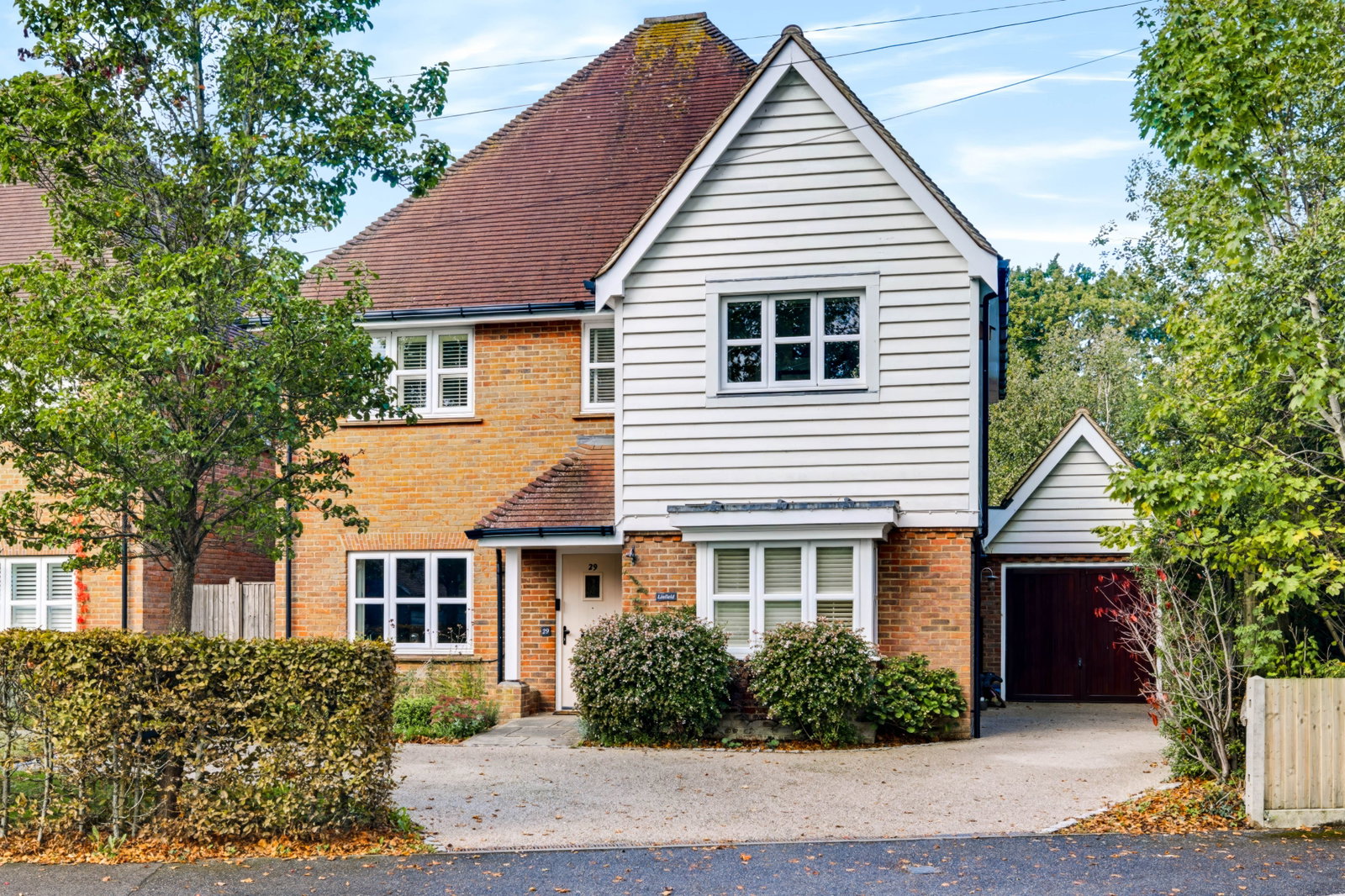 Detached House for sale in East Grinstead, Windmill Lane, East Grinstead