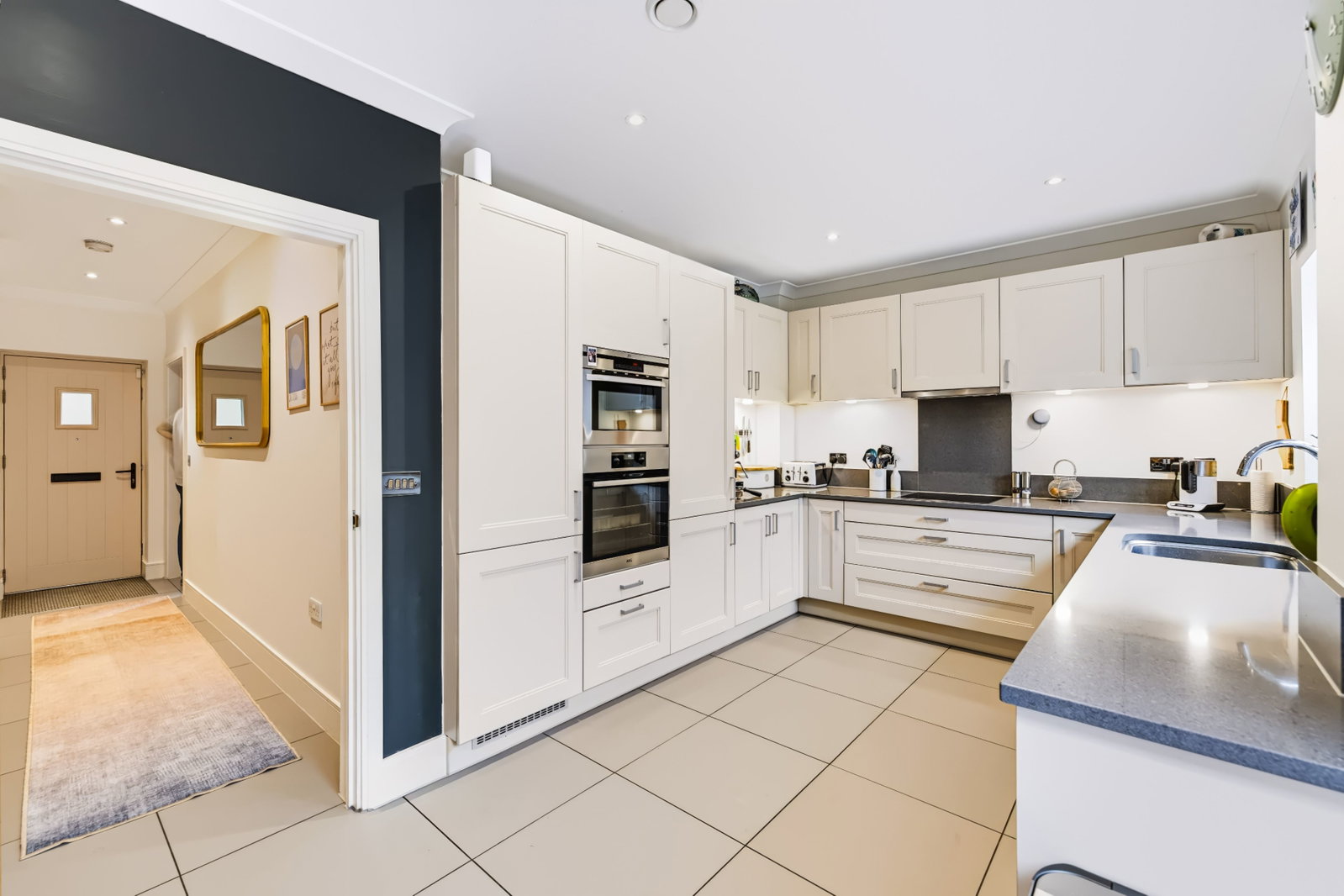 Detached House for sale in East Grinstead, Windmill Lane, East Grinstead