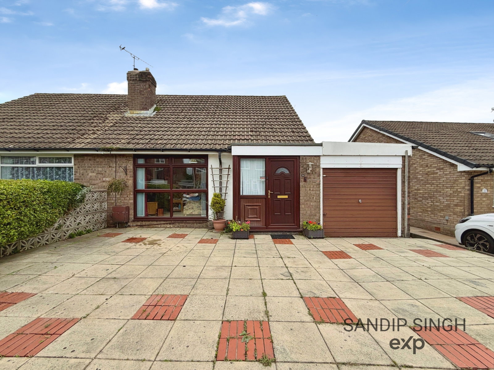 Semi Detached Bungalow for sale in Preston, Hornby Drive, Newton, Preston, PR4 3SU, 1073 m²