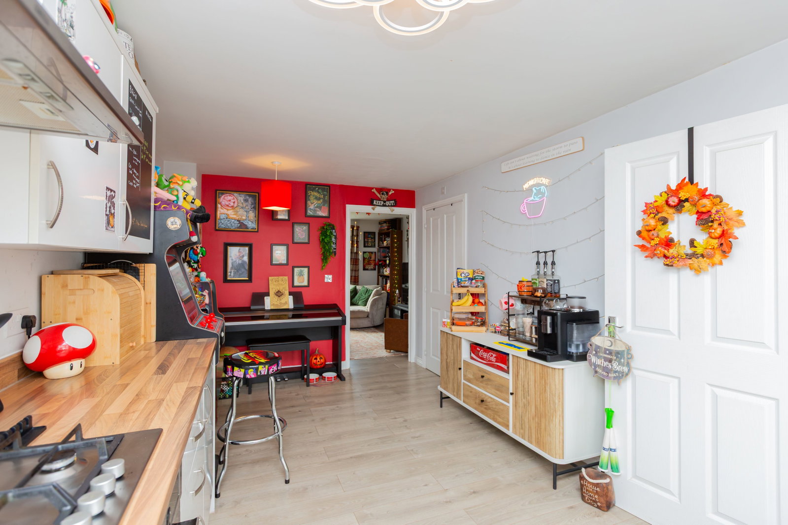 Semi Detached House for sale in Redditch, Harpswell Avenue, Redditch, B98 7GD
