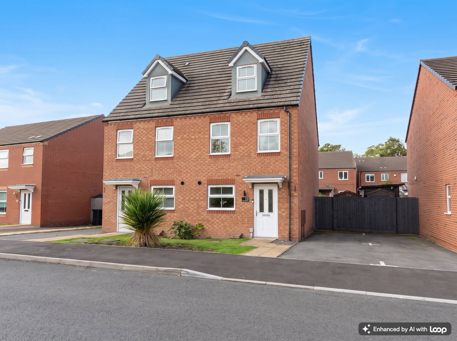 Semi Detached House for sale in Redditch, Harpswell Avenue, Redditch, B98 7GD