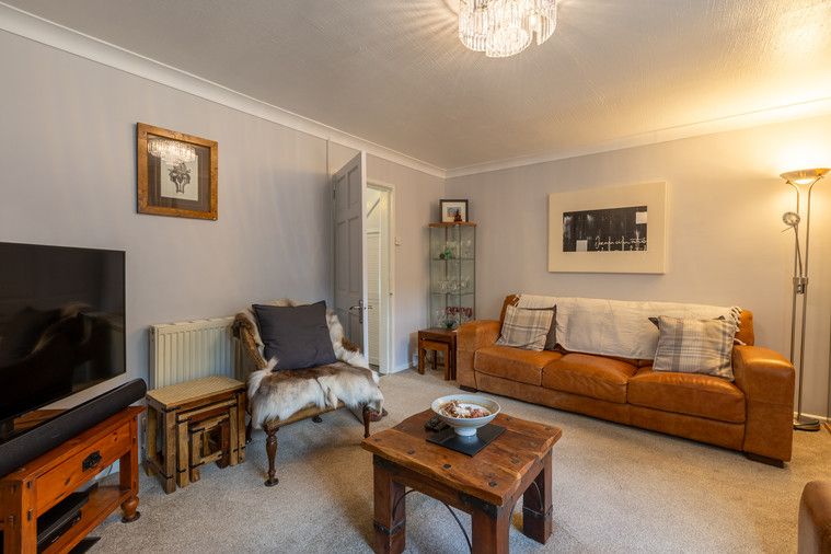 Terraced House for sale in Walsall, Station Close, Walsall, WS3 2PQ