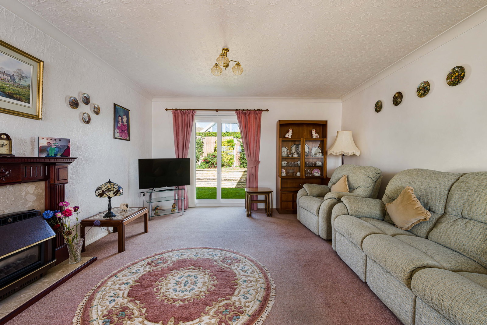 Bungalow for sale in Grantham, Lichfield Close on Barrowby Gate in Grantham, 1047 m²